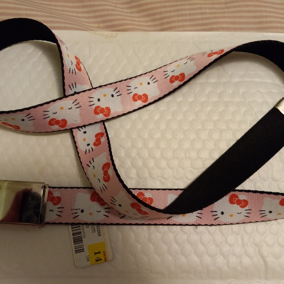 Pink new with tags Hello Kitty adjustable belt - Picture 1 of 1